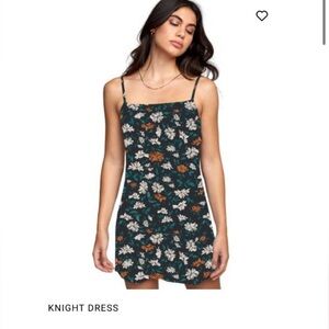RVCA || Knight Dress (M)